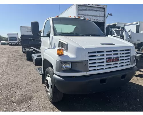 GMC C5500 Hood