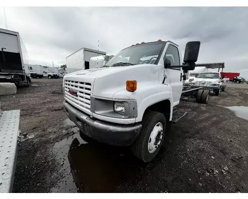 GMC C5500 Hood