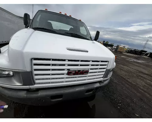 GMC C5500 Hood