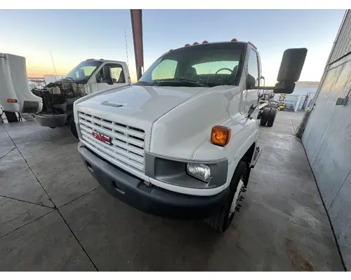 GMC C5500 Hood