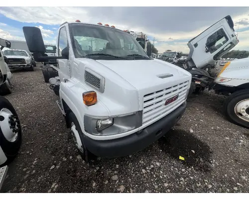 GMC C5500 Hood