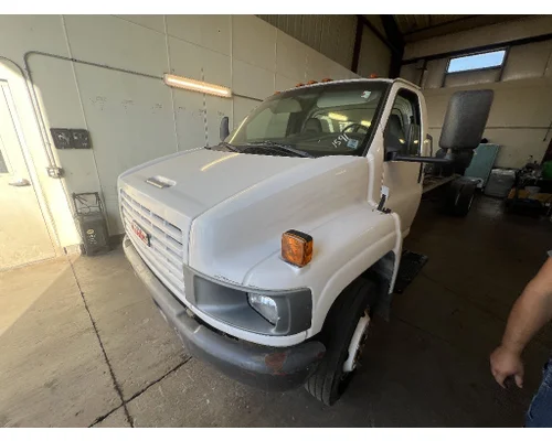GMC C5500 Hood