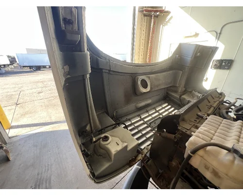 GMC C5500 Hood