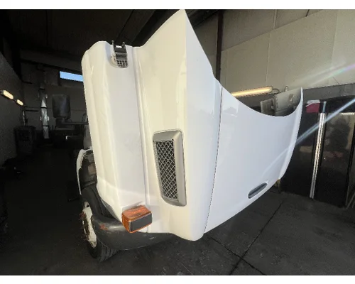 GMC C5500 Hood