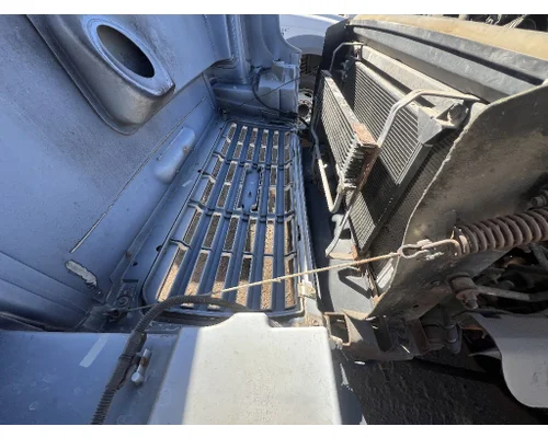 GMC C5500 Hood
