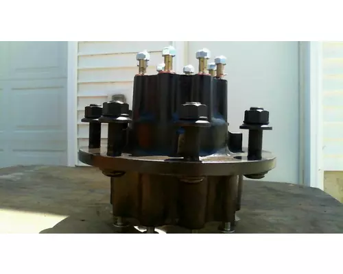 GMC C5500 Hub