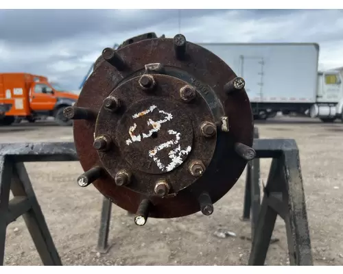 GMC C5500 Hub