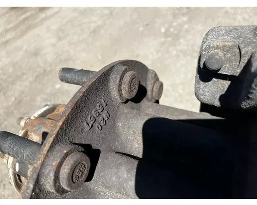 GMC C5500 Hub