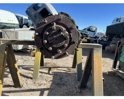 GMC C5500 Hub