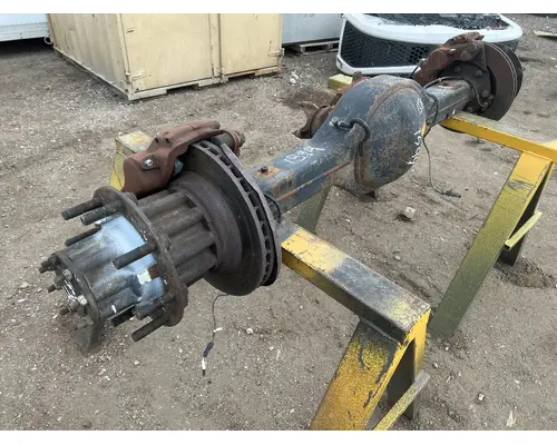 GMC C5500 Hub
