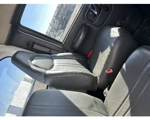 GMC C5500 Seat, Front