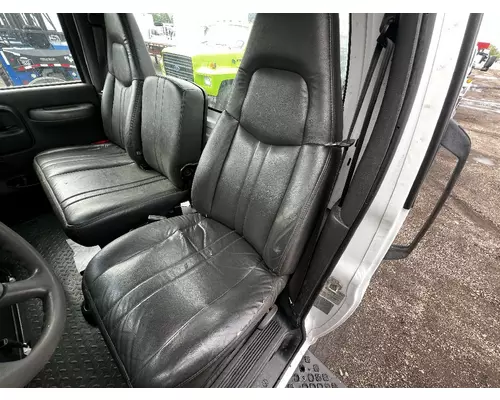 GMC C5500 Seat, Front