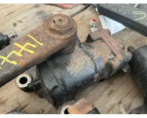 GMC C5500 Steering Gear  Rack