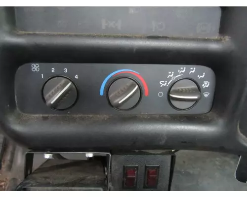 GMC C5500 TEMPERATURE CONTROL