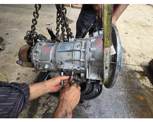 GMC C5500 Transmission Assembly
