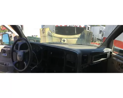 GMC C5500 Windshield Glass