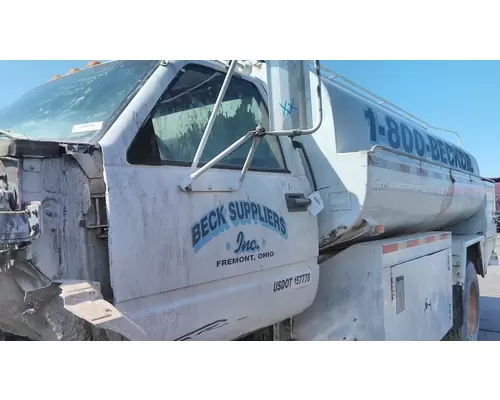 GMC C6000 DOOR ASSEMBLY, FRONT