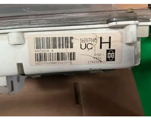 GMC C6000 Instrument Cluster