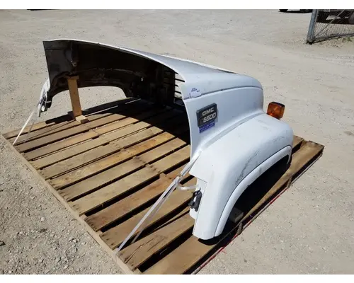 GMC C6500 1995-2002 HOOD