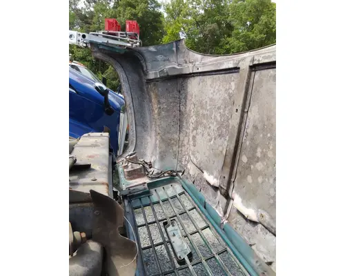 GMC C6500 1995-2002 HOOD