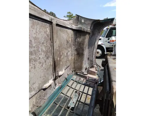 GMC C6500 1995-2002 HOOD