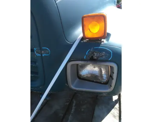 GMC C6500 1995-2002 HOOD
