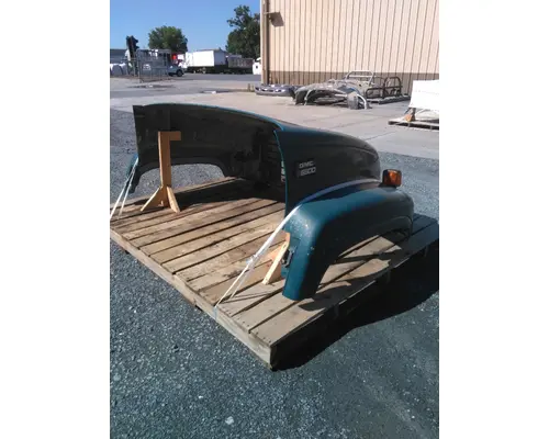 GMC C6500 1995-2002 HOOD