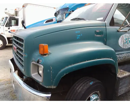 GMC C6500 1995-2002 HOOD