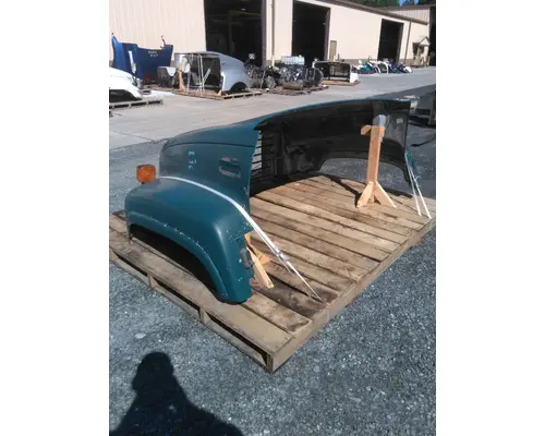 GMC C6500 1995-2002 HOOD