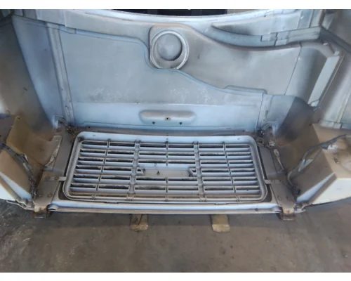 GMC C6500 2003-2010 HOOD