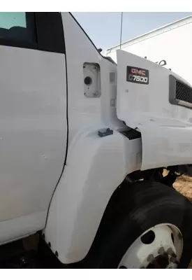 GMC C6500-C8500 Fender Extension