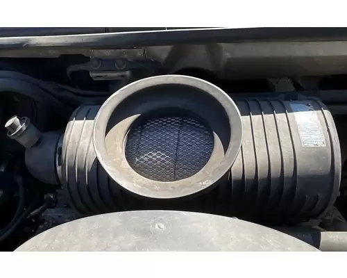 GMC C6500 Air Cleaner
