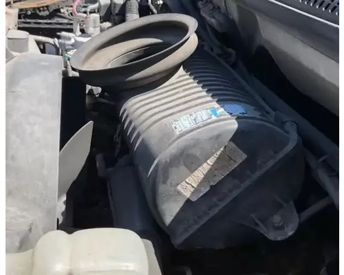 GMC C6500 Air Cleaner