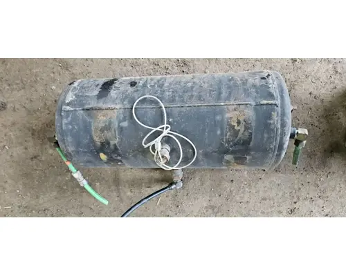 GMC C6500 Air Tank