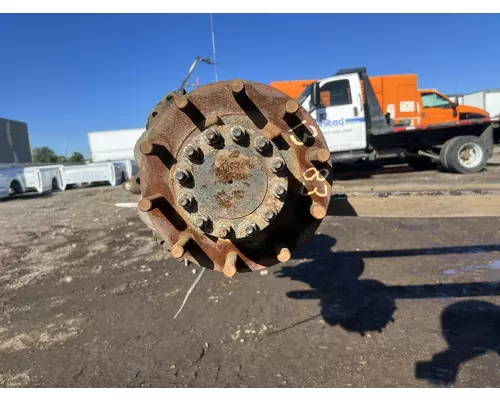 GMC C6500 Axle Assembly, Rear