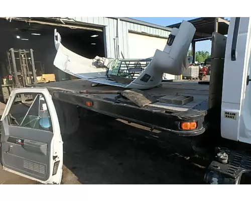 GMC C6500 Body - Bed