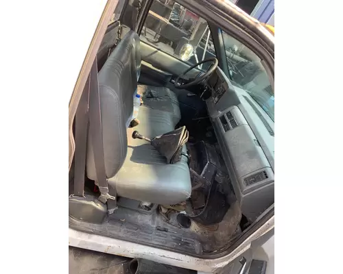 GMC C6500 Cab Mount