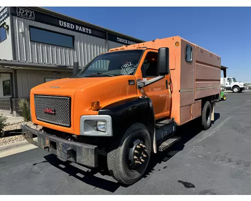 GMC C6500 Cab