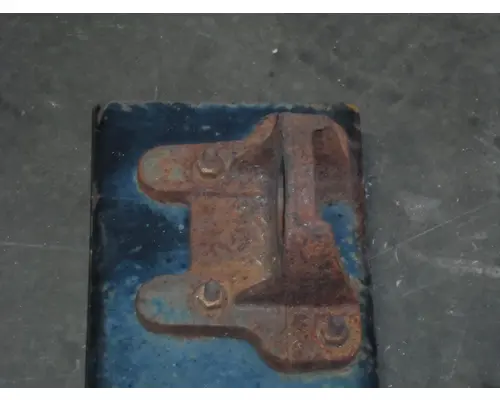 GMC C6500 Engine Mounts