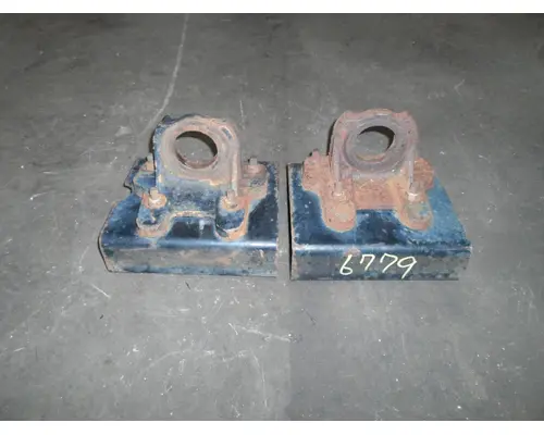 GMC C6500 Engine Mounts