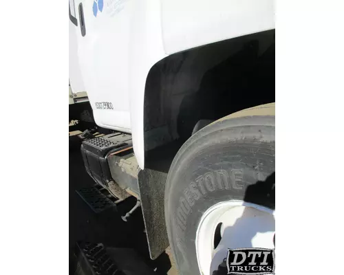 GMC C6500 Fender Extension