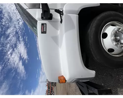 GMC C6500 Fender Extension