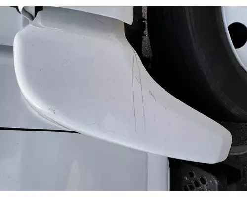 GMC C6500 Fender Extension