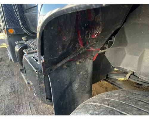 GMC C6500 Fender Extension