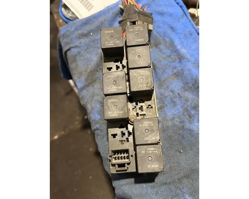 GMC C6500 Fuse Box