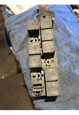 GMC C6500 Fuse Box