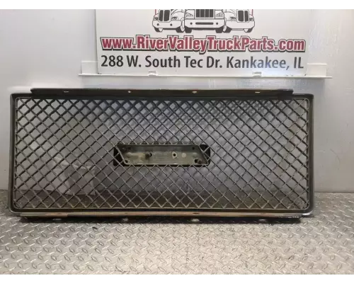 GMC C6500 Grille