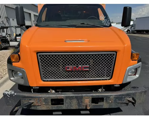 GMC C6500 Grille