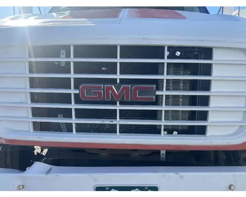 GMC C6500 Grille