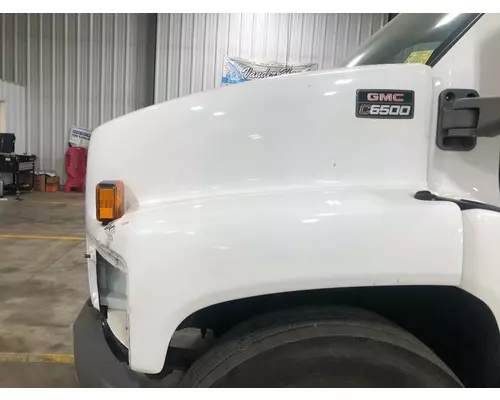 GMC C6500 Hood